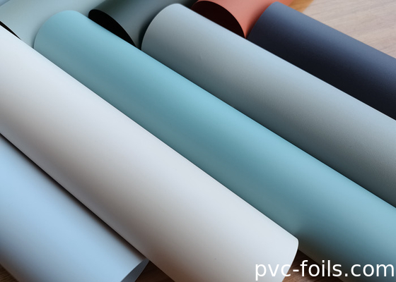 황색 저항성 PVC 장식 필름 WPC 프로필 포장 필름 두께 0.14mm